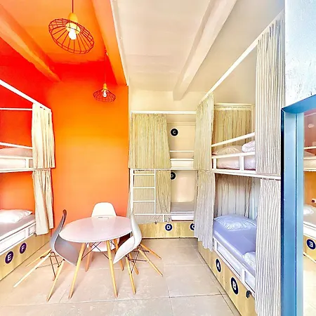 Follow The Sun Boutique Hostel - Pool, Breakfast & Sea Views-3